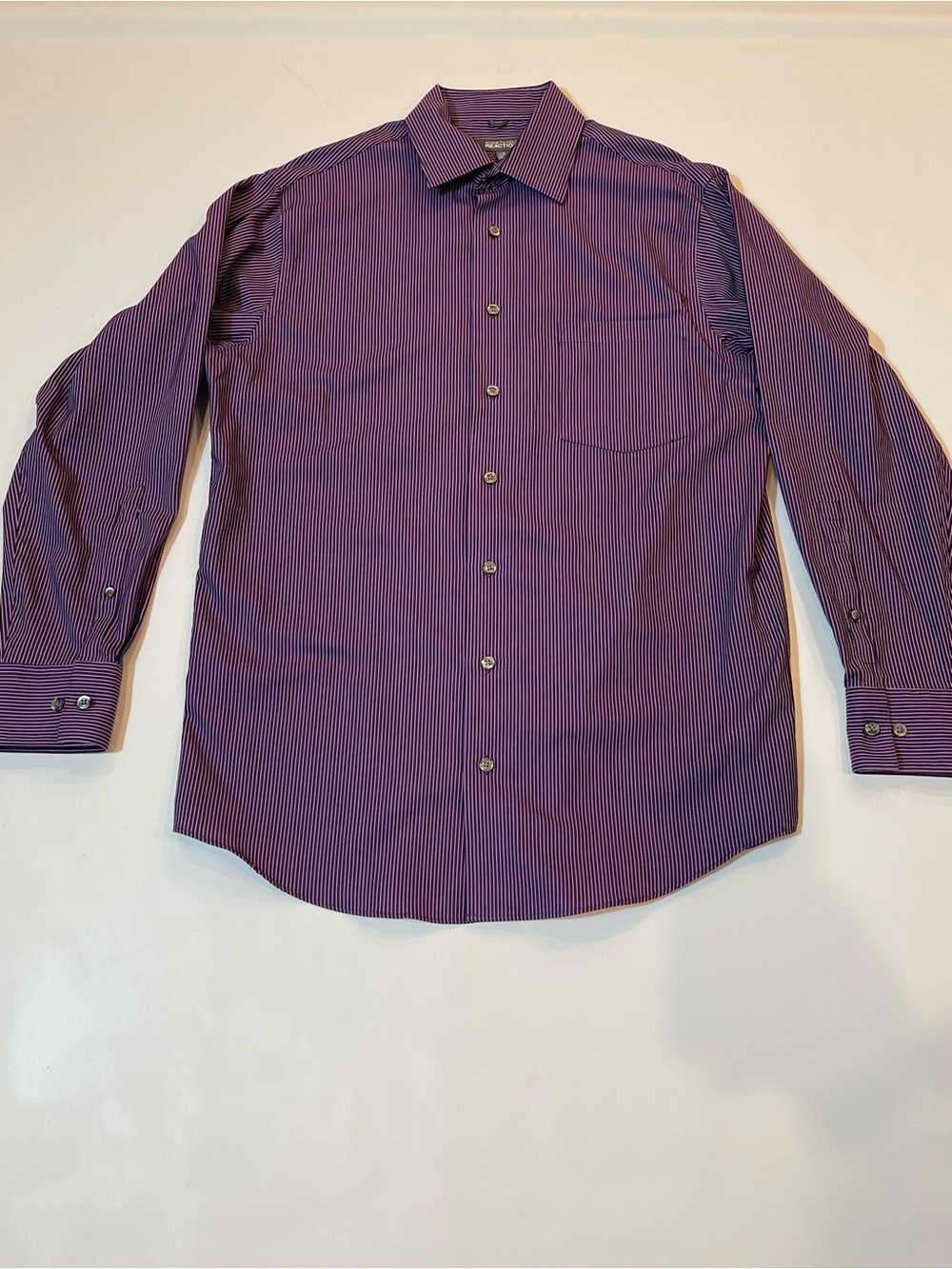 Kenneth Cole Reaction Men's M Purple Striped 15-15 1/2 32/33 Non-Iron.SKU#0603